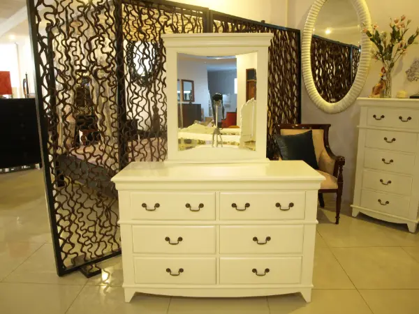Elegant dressing table set with mirror - bedroom vanity
