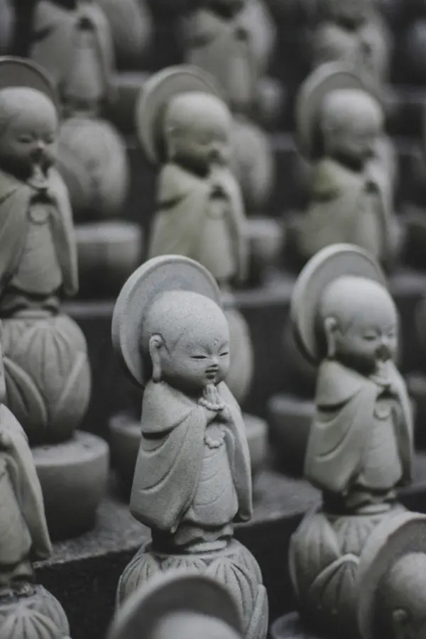 Knicknack 9 - Abstract Sculpture